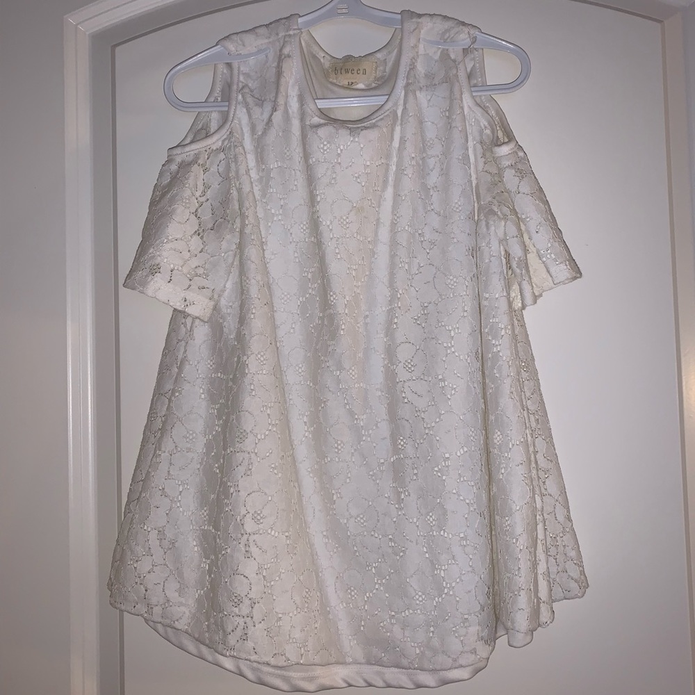 white cold shoulder open flap shirt